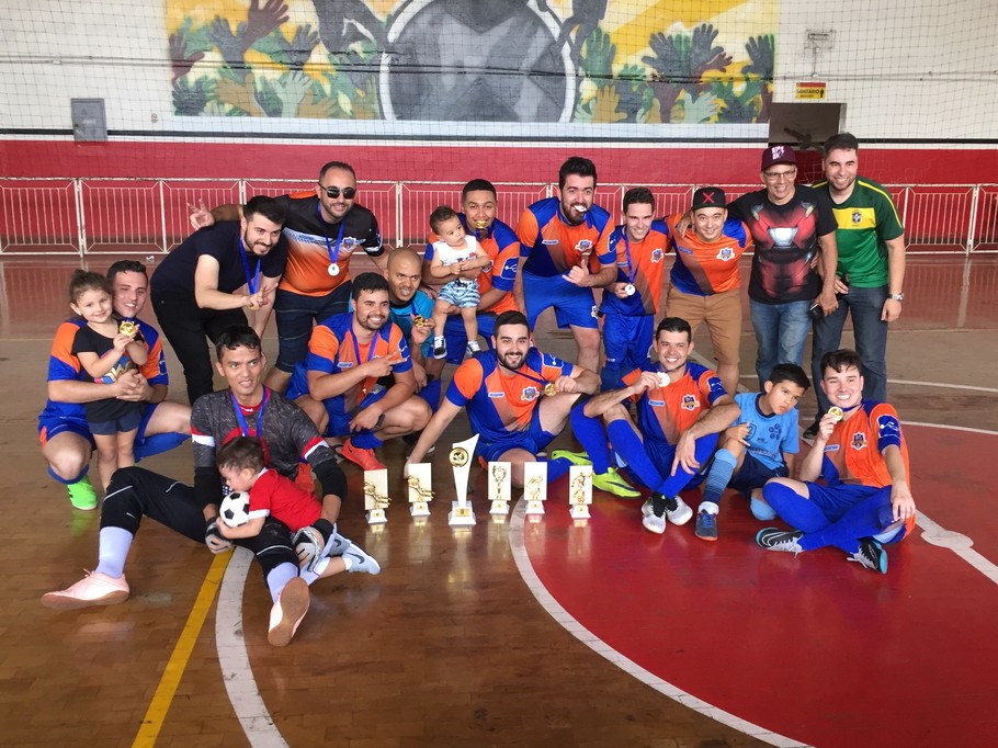 BRQ goleia e é campeã pela primeira vez do Campeonato de Futsal do Sindpd