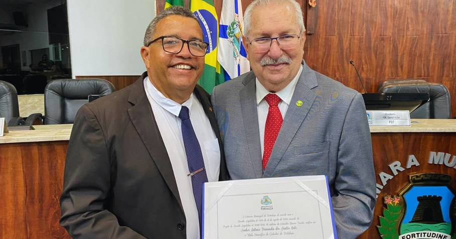 Líder sindical é homenageado no Ceará e recebe título de Cidadão de Fortaleza