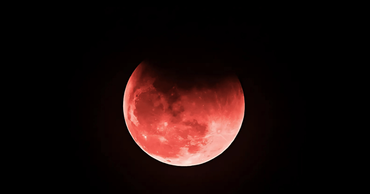 'Lua de Sangue': Eclipse total da Lua acontece nesta noite