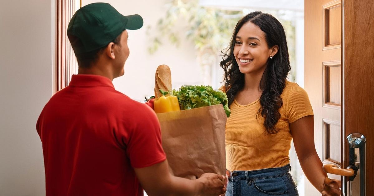 Apps da Uber e do iFood serão integrados no Brasil