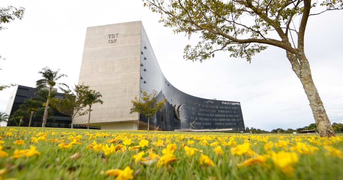 Tribunal definiu que trabalhador pode exigir depósitos do FGTS na Justiça mesmo se houver acordo entre empregador e a Caixa.