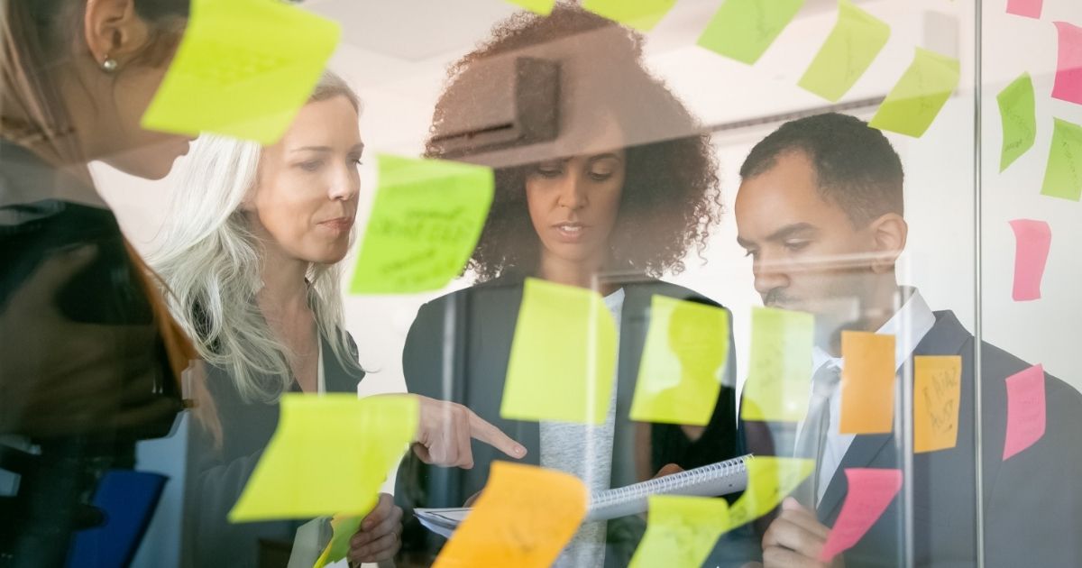 Geração de empregos em 2025 deve ser 10% menor que o previsto
