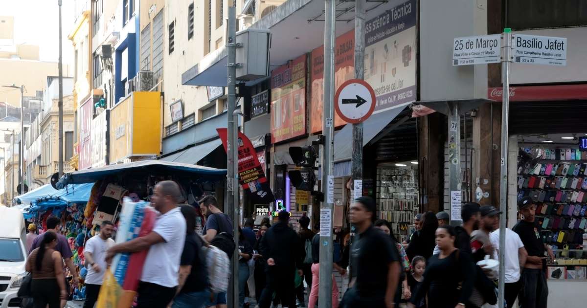 Empregos - Entre os trabalhadores com carteira assinada, o número chegou a 39 milhões, o maior já registrado pela série histórica.