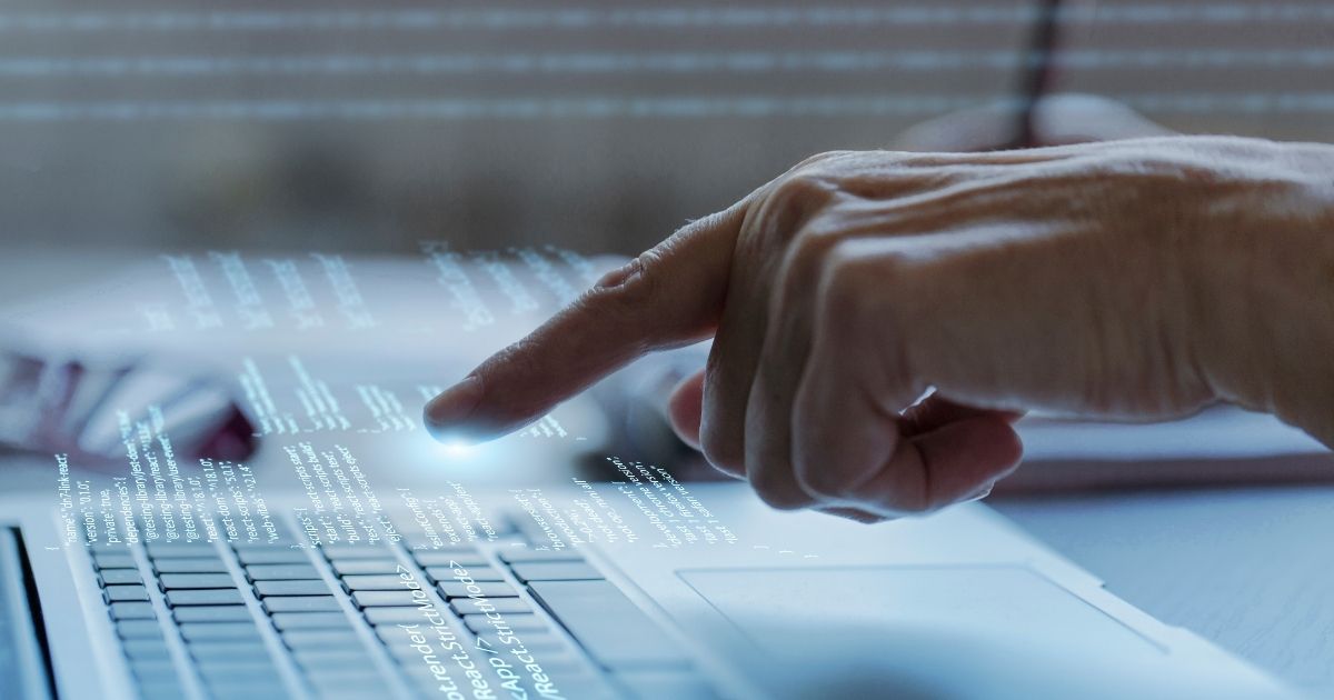 Quase 25% dos diretores de segurança da informação afirmaram que suas empresas sofreram um ataque impulsionado por IA no último ano.