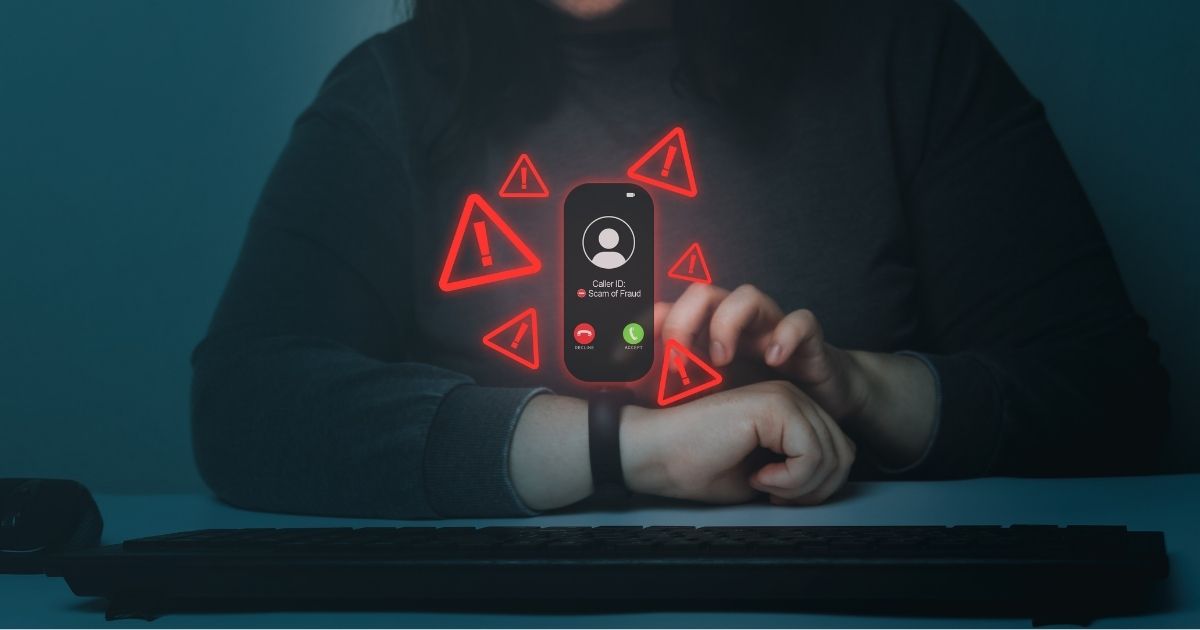 Uma operação da Polícia Civil desarticulou uma central de telemarketing fraudulenta que funcionava em um edifício comercial em Guarulhos.