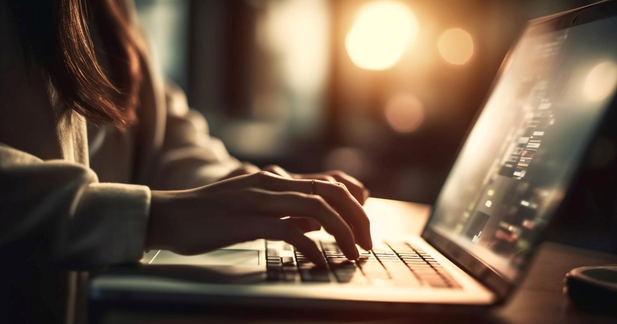 O alto custo ainda é grande barreira para a presença de computadores nos lares brasileiros, revela a Pesquisa de Conectividade Significativa.