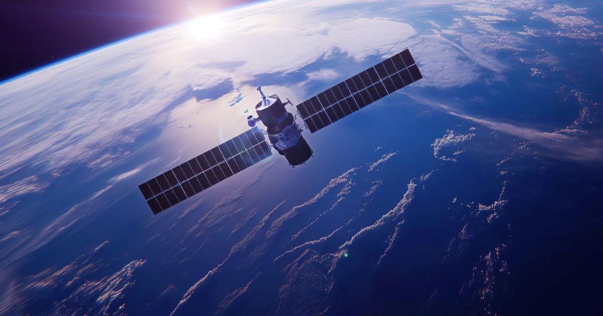 O número de satélites da Starlink que têm caído em direção à tem aumentado de forma constante — e deve crescer ainda mais no futuro.