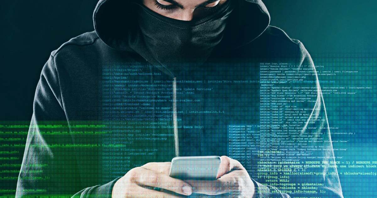 Um ataque virtual direcionado ao Brasil tem explorado o WhatsApp Web para roubar senhas e assumir o controle de computadores.