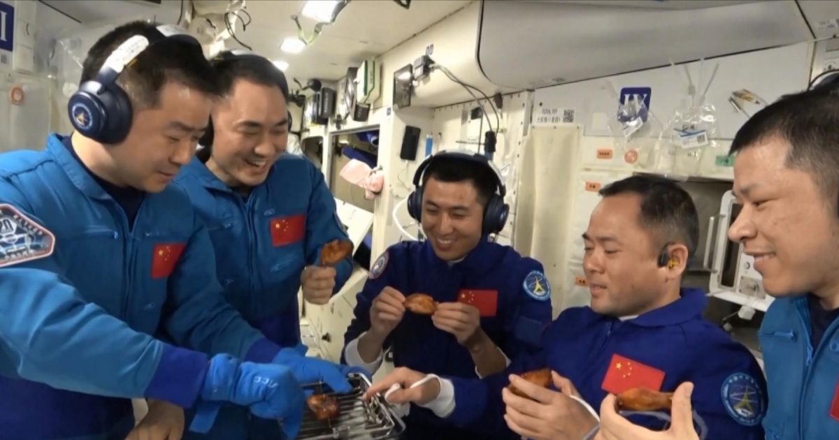 Segundo especialistas do setor espacial chinês, o objetivo da nova tecnologia é oferecer refeições quentes e saborosas aos taikonautas.