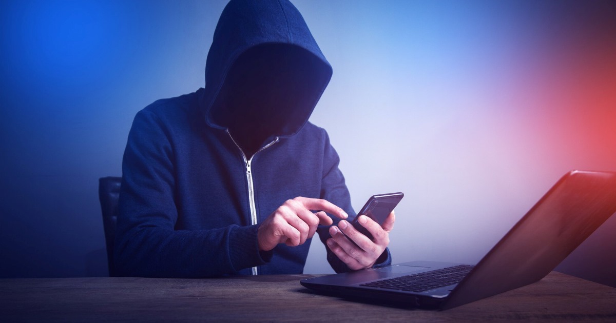 Segundo o levantamento, 51% dos brasileiros sofreram algum tipo de golpe online em 2024, incluindo fraudes envolvendo o PIX.