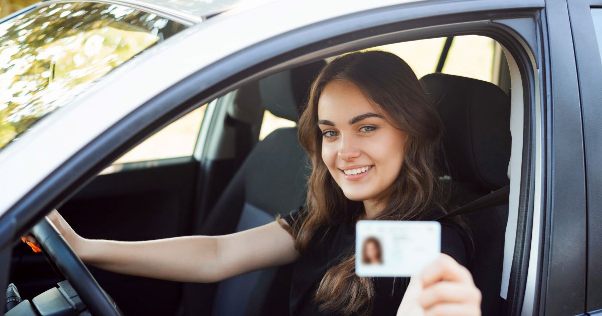 O governo federal apresentou um novo aplicativo da CNH que oferece gratuitamente o conteúdo teórico para futuros motoristas.