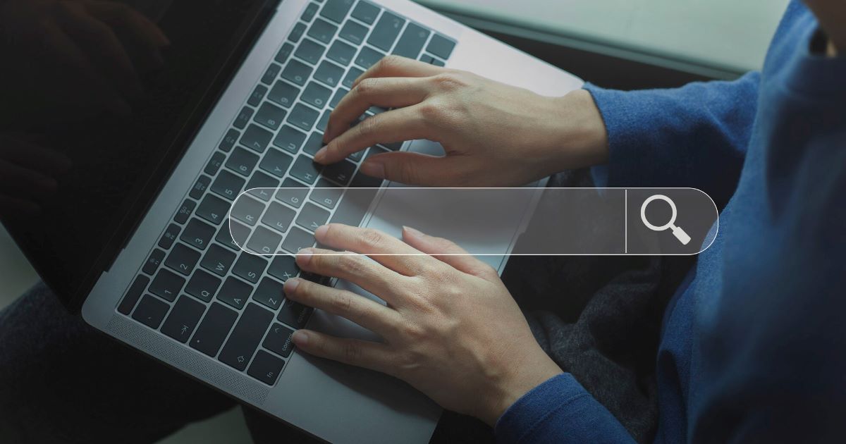 Modo IA - Blogueiros veem audiência diminuir à medida que buscadores priorizam respostas automatizadas.