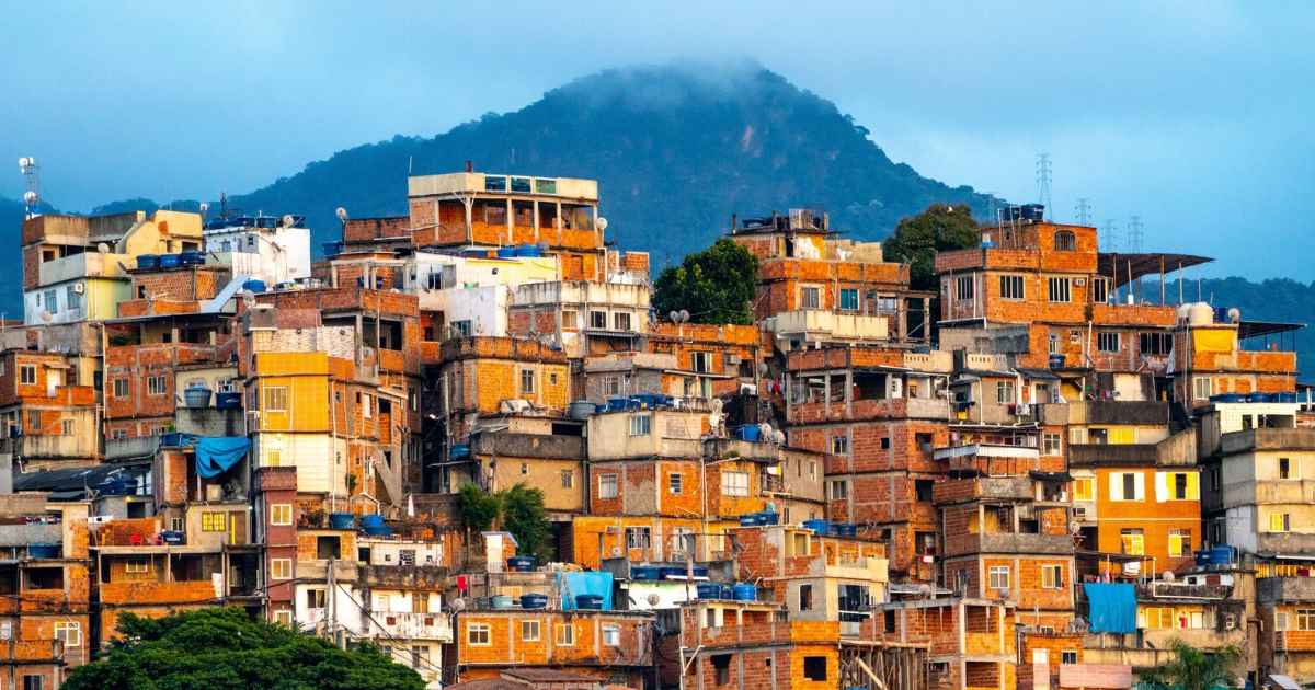 A pesquisa revela que o avanço da IA generativa no Brasil ocorre em ritmo acelerado, mas não de forma igualitária.