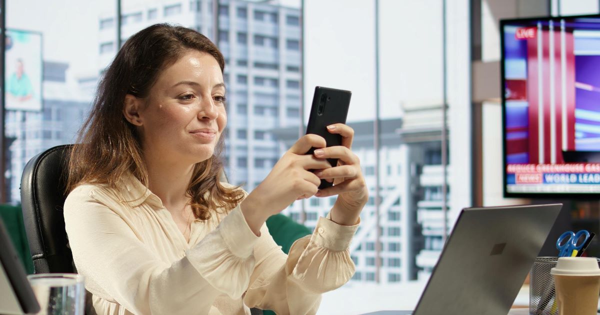 Novas regras classificam a nuvem como infraestrutura crítica e estabelecem padrões rígidos de cibersegurança e governança.