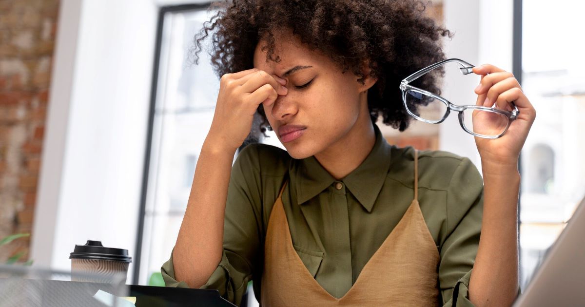 Apenas no primeiro semestre de 2025, os registros de burnout já representavam mais de 70% de todo o volume contabilizado no ano anterior.