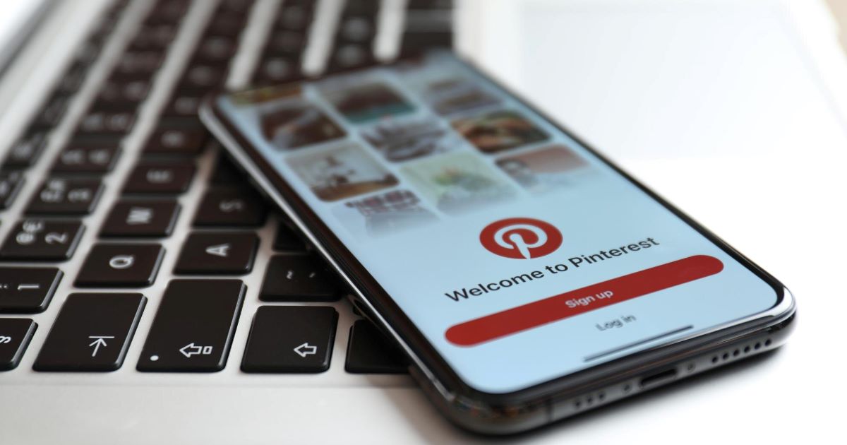 O Pinterest anunciou que vai reduzir em até 15% seu quadro de funcionários mpara redirecionar recursos a funções e estratégias ligadas à IA.