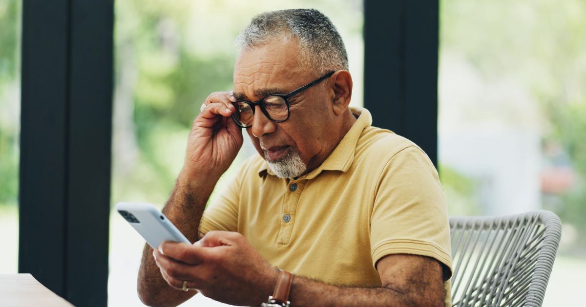 A Dataprev informou que a instabilidade no aplicativo foi causada pelo rompimento de um cabo de fibra óptica.