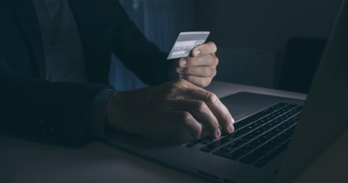 Criminosos passaram a usar a expectativa pelo pagamento das indenizações a correntistas e investidores do Banco Master para aplicar golpes.