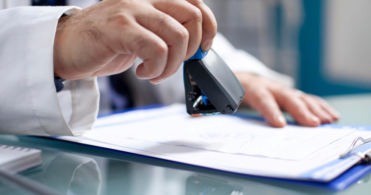 Ministério da Previdência Social: Brasil contabilizou aproximadamente 4 milhões de afastamentos do trabalho por motivo de saúde em 2025.