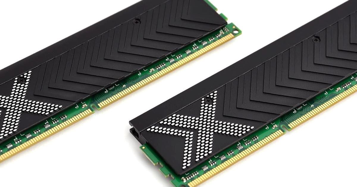 A indústria passa por uma realocação estrutural da produção, cada vez mais voltada à IA em detrimento dos eletrônicos de consumo.