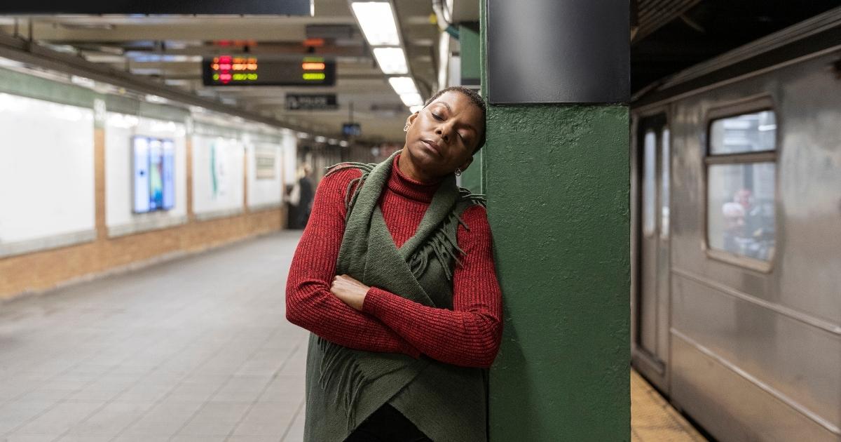 fim-da-escala-6x1-beneficia-mulheres-dupla-jornada