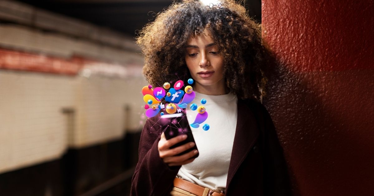 facebook-youtube-tiktok-midia-tradicional-consumo