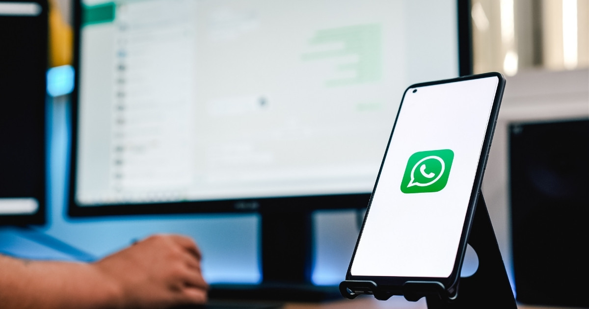 conversas-whatsapp-web-vulneraveis-falha-adobe